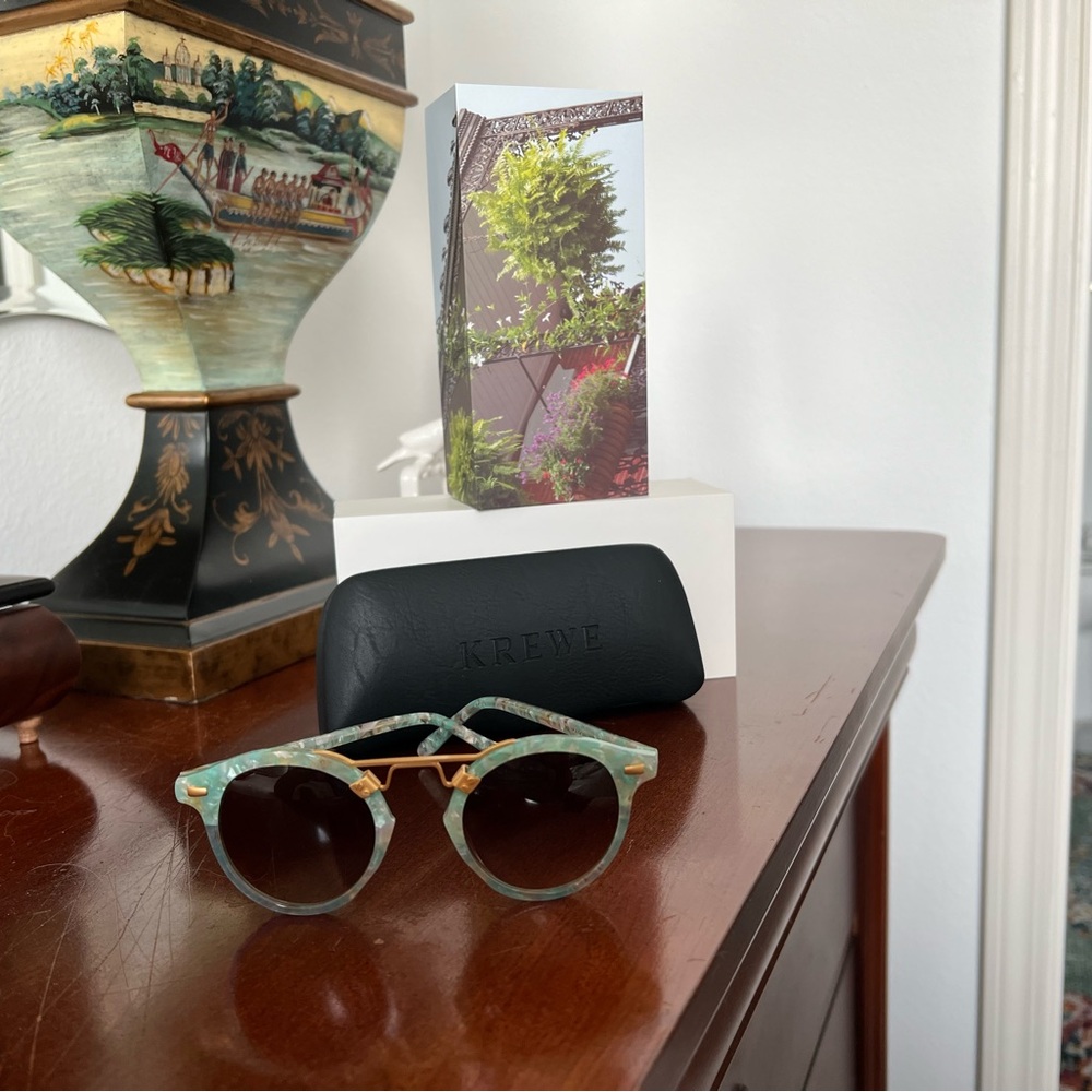 KREWE STL - Seamist green with brown lens.